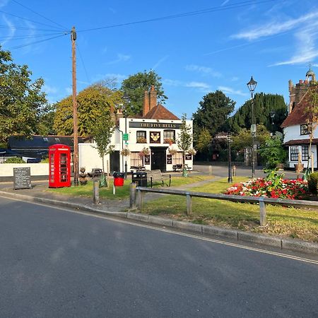 Harmondsworth Hall Esterno foto